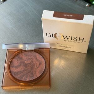 HUDA BEAUTY GloWish Soft Radiance Bronzing Powder - Rich Tan